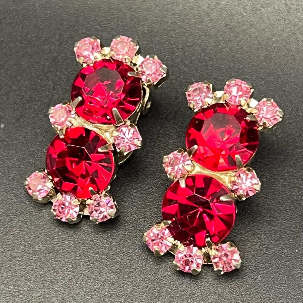 Vintage Red and Pink Crystal Rhinestone Clip On Earrings